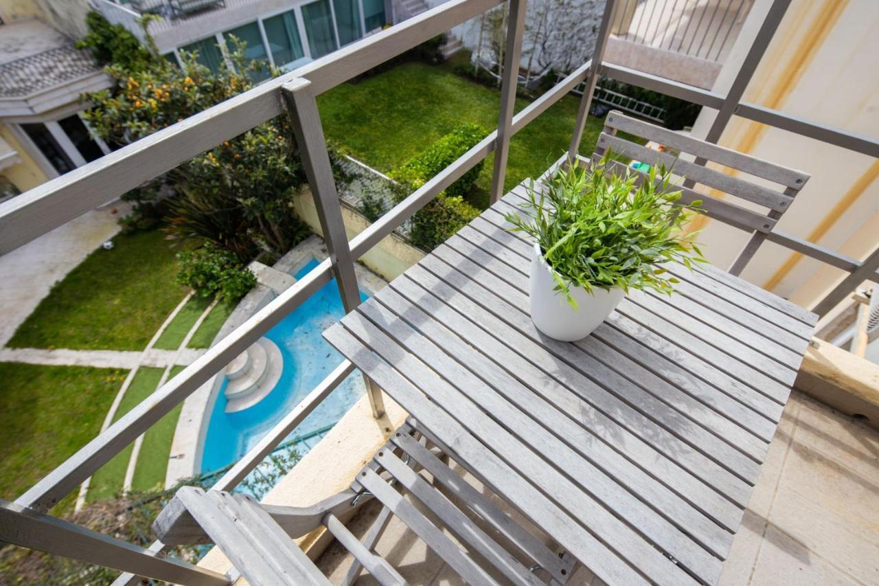 Lapa 3Bdr Duplex W/ Balcony By Lovelystay Lisbona Esterno foto