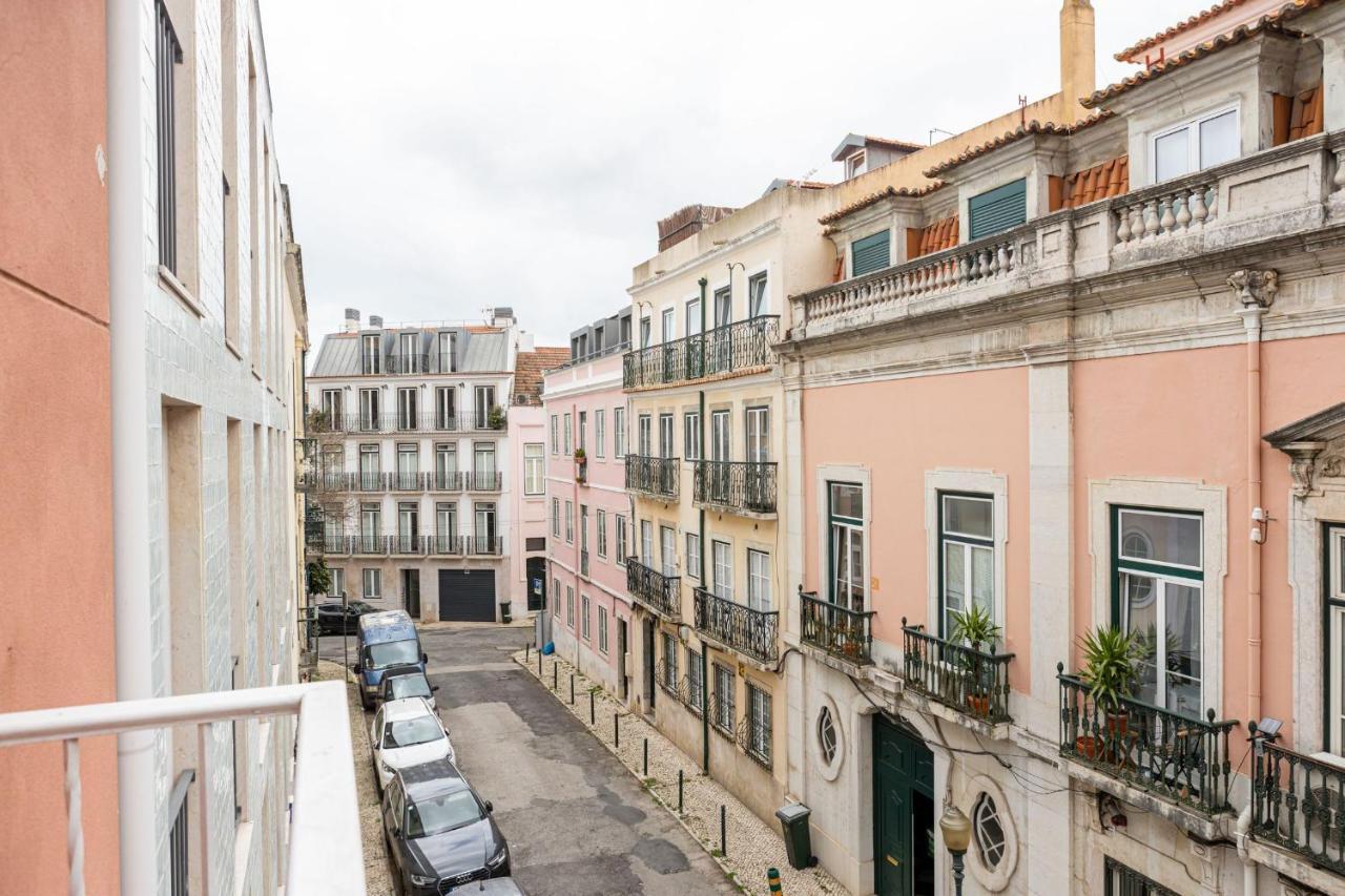 Lapa 3Bdr Duplex W/ Balcony By Lovelystay Lisbona Esterno foto